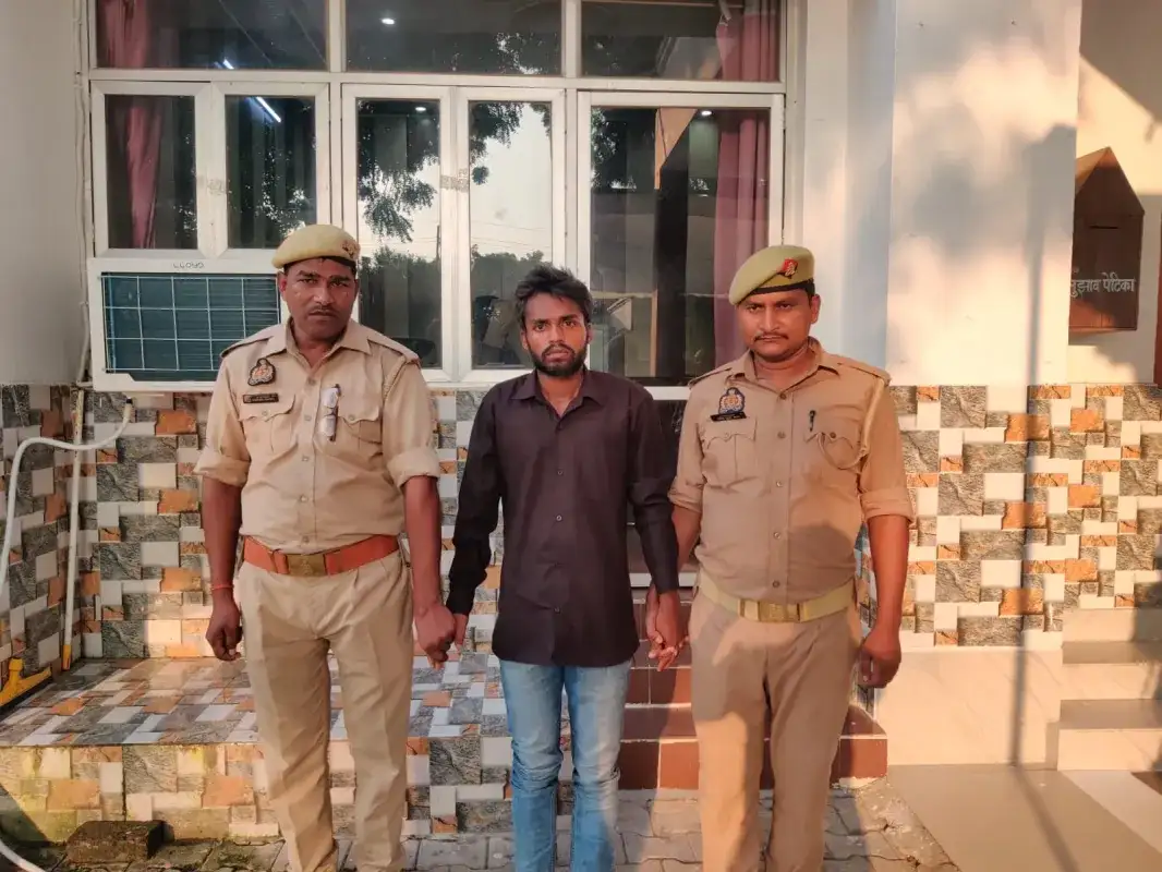 Image: Cheating revealed in UPSSSC exam in Azamgarh: Bluetooth device was hidden in the ear, device was als...